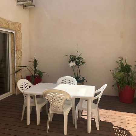 Maison De Village Avec Patio Bessan Екстер'єр фото