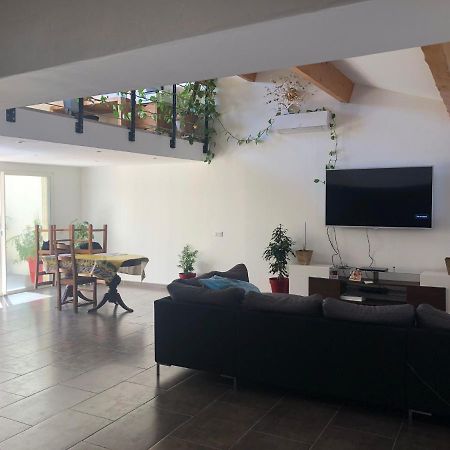 Maison De Village Avec Patio Bessan Екстер'єр фото